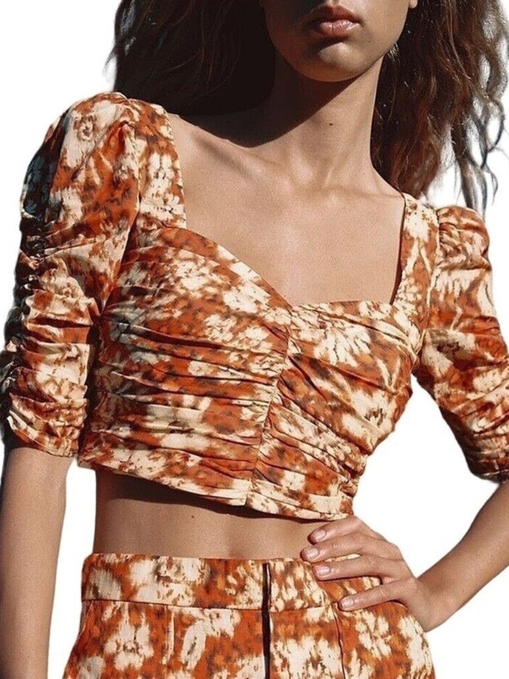 Zara Crop Top Blouse Sweetheart Neck Floral Pleated Bodice Ruched Sleeve NWOT